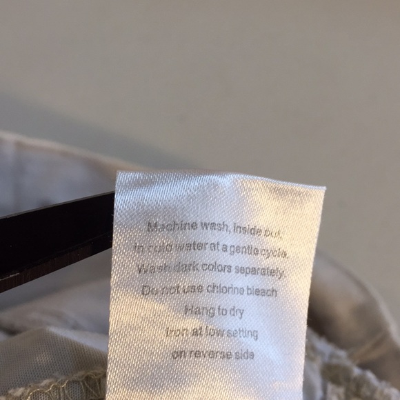 Thyme Maternity Ladies Cargo Capris Beige Size Large - Picture 14 of 14